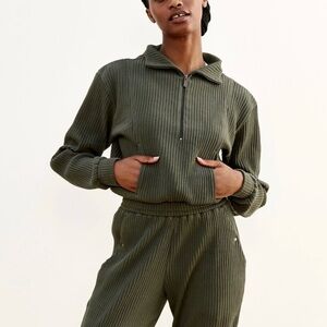 ADAY Like A Hug Sweatshirt Sz L